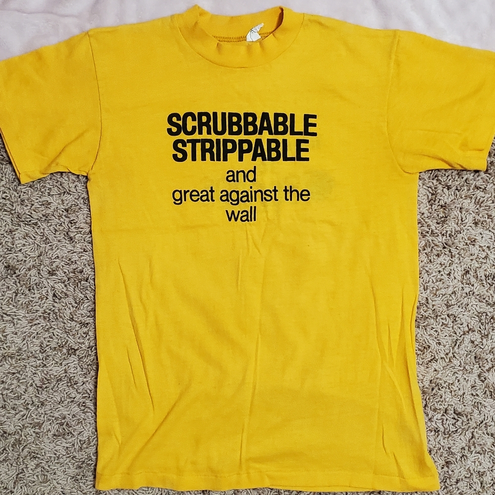 Vintage 80s Yellow Suggestive Saying, Sanitas Wallcovering Tee Sz S